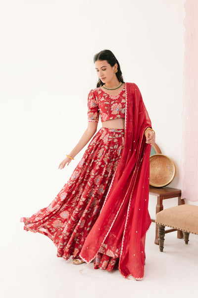 Red Floral print Lehenga with Floral print Blouse and Dupatta - set of 3